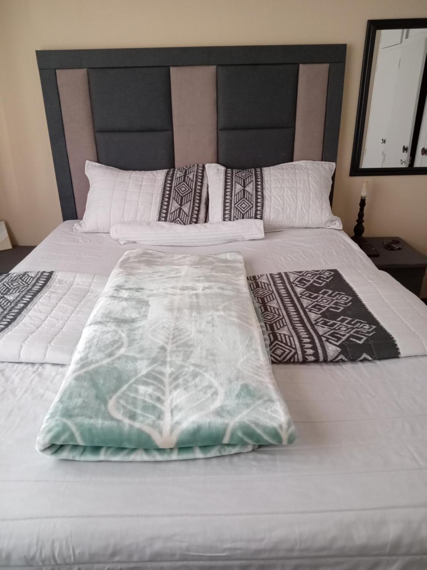 Deluxe Double Room with Bath